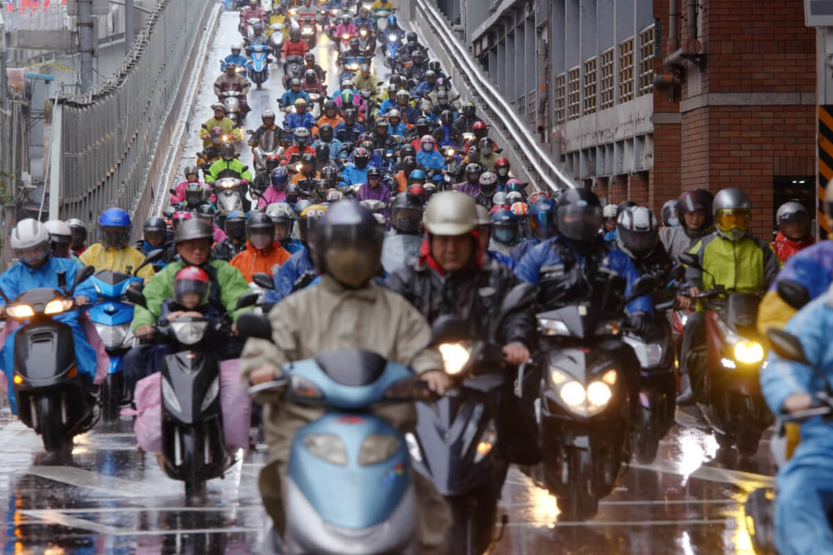 雨天通勤の疲労をゼロにする装備投資